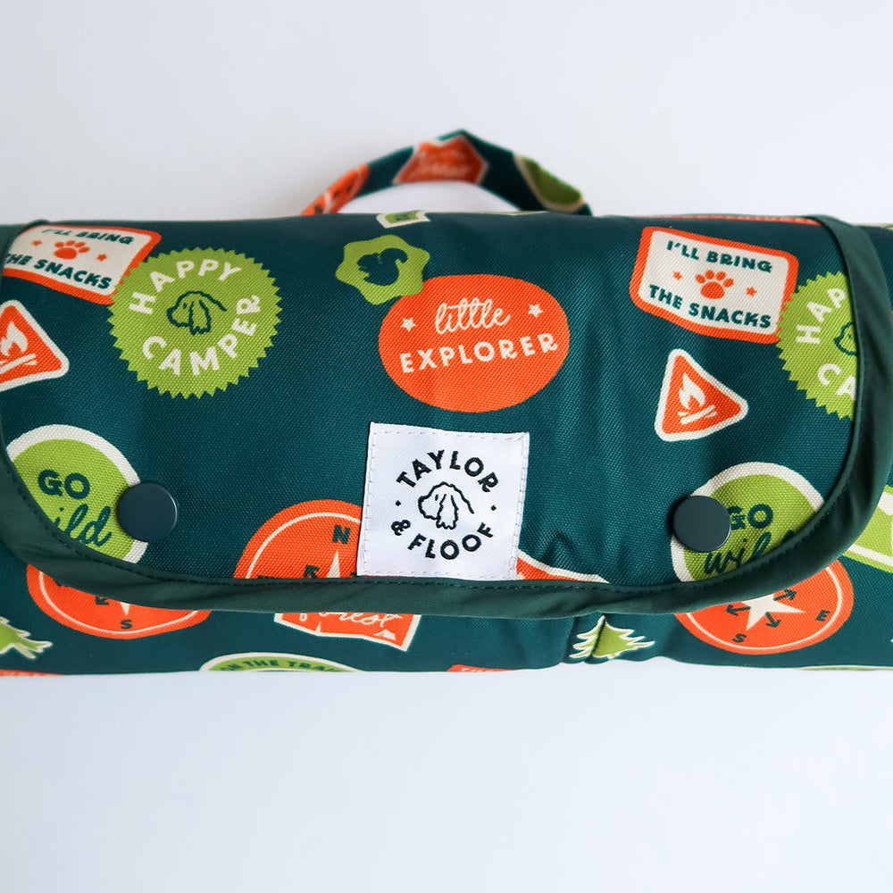 Detail of Happy Camper dog mat designed for settle training durable, stylish, and functional.